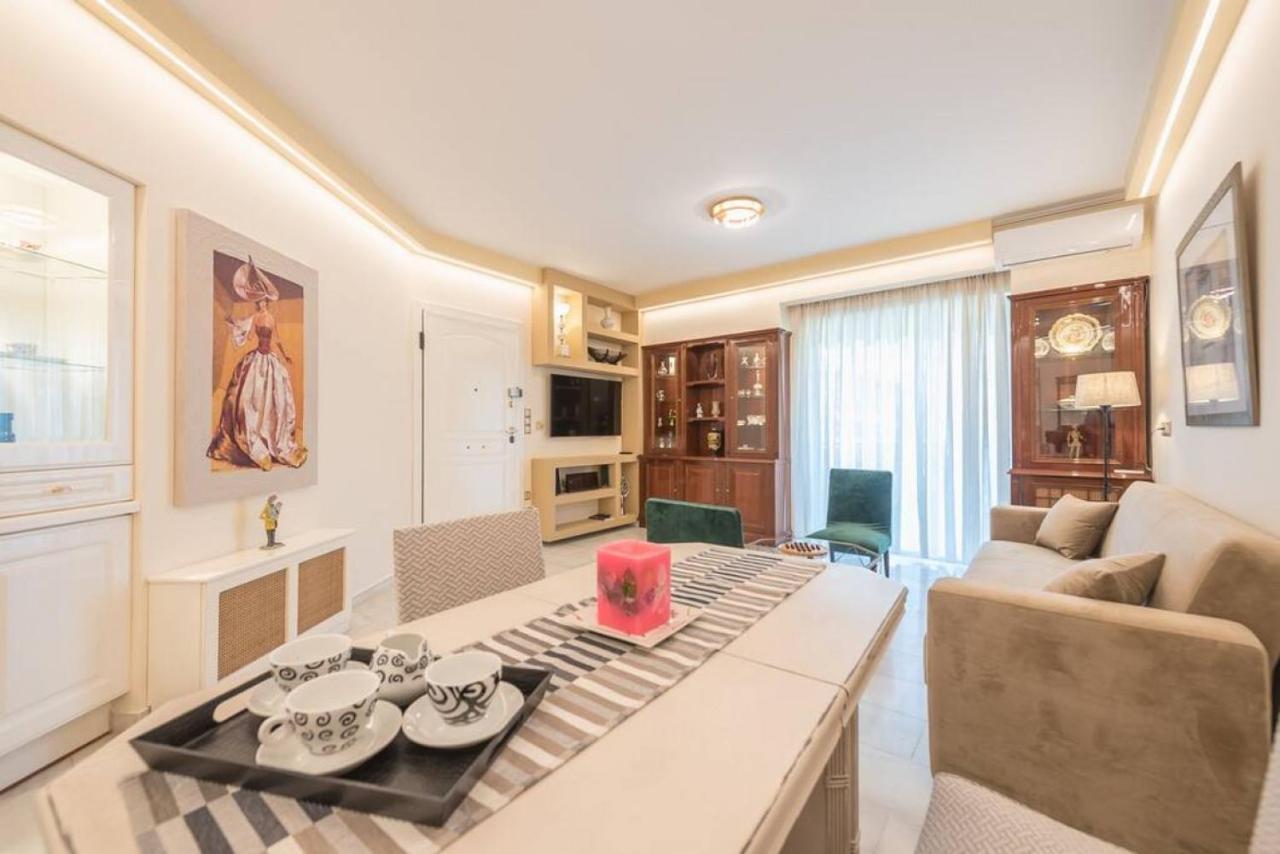 Central 3Br Apartment Next To Panormou Metro! เอเธนส์ ภายนอก รูปภาพ